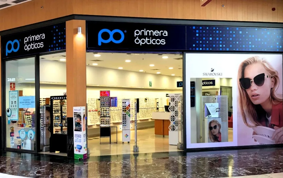 PRIMERA ÓPTICOS